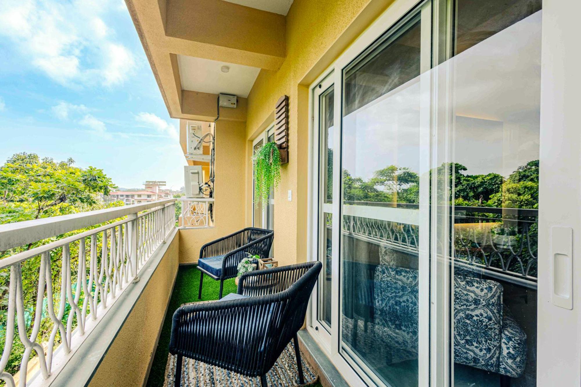 Alaya Stays 1 Bhk With Balcony & Pool - Veera Marina แคนโดลิม ภายนอก รูปภาพ