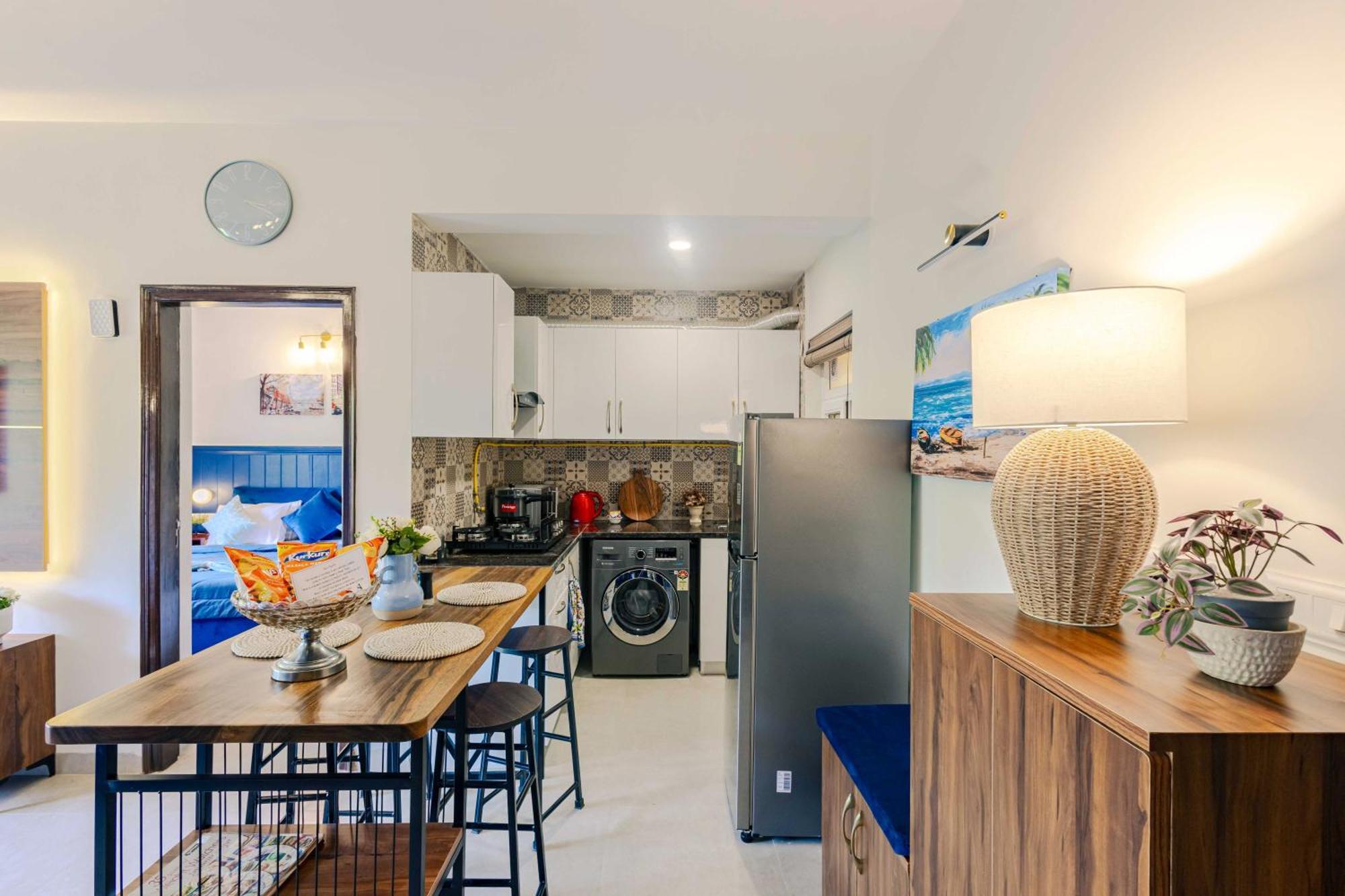 Alaya Stays 1 Bhk With Balcony & Pool - Veera Marina แคนโดลิม ภายนอก รูปภาพ
