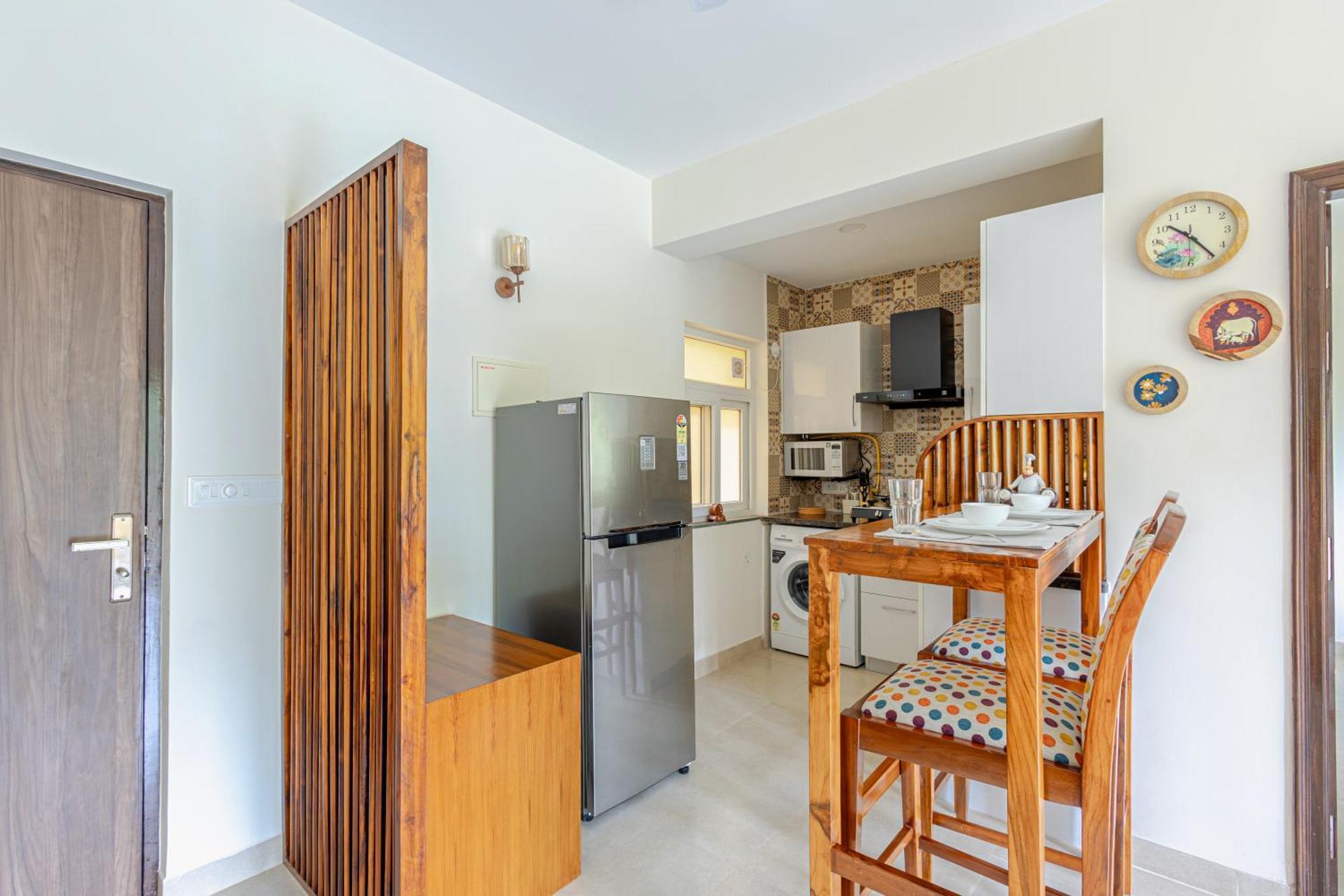 Alaya Stays 1 Bhk With Balcony & Pool - Veera Marina แคนโดลิม ภายนอก รูปภาพ