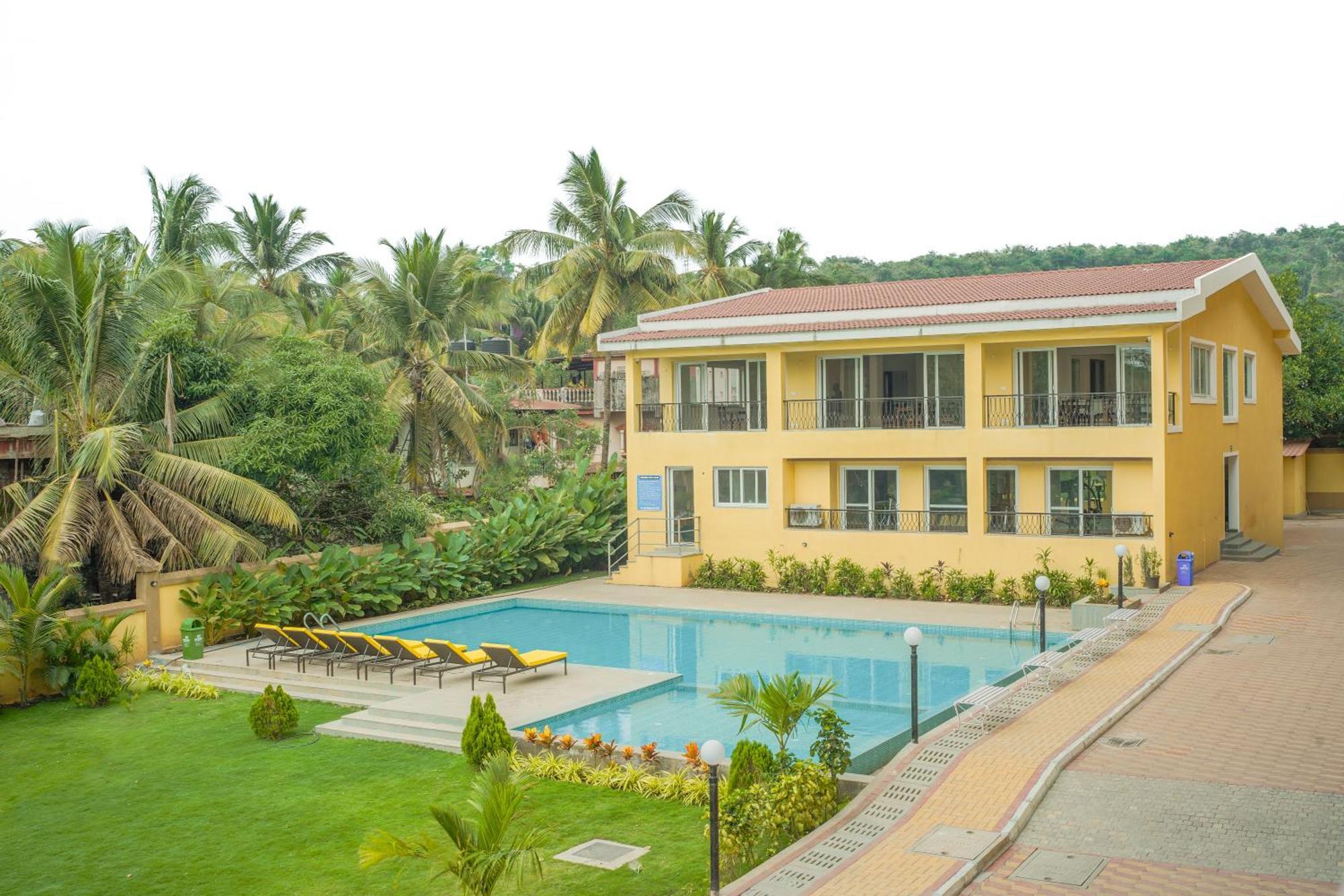 Alaya Stays 1 Bhk With Balcony & Pool - Veera Marina แคนโดลิม ภายนอก รูปภาพ