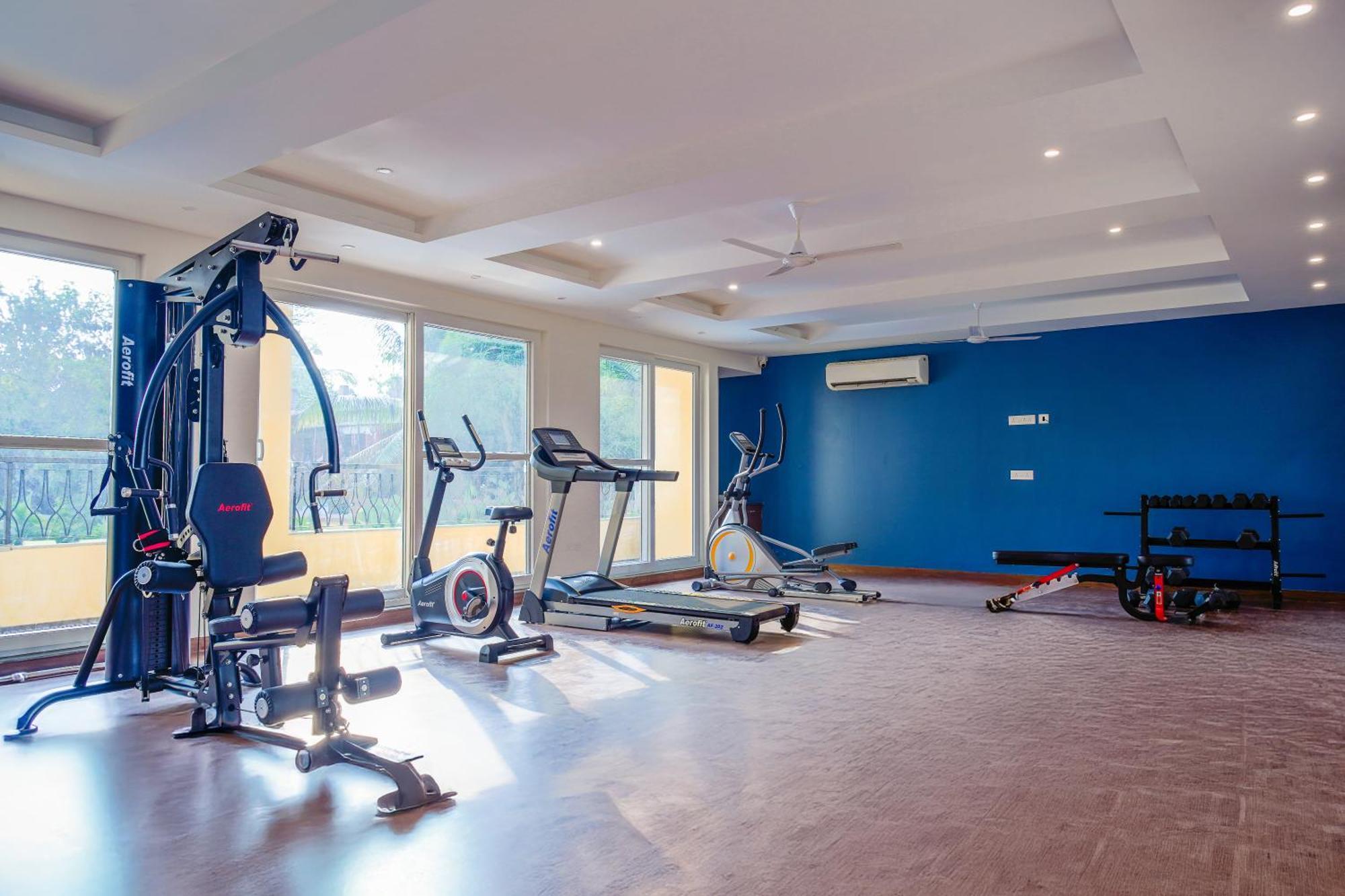 Alaya Stays 1 Bhk With Balcony & Pool - Veera Marina แคนโดลิม ภายนอก รูปภาพ