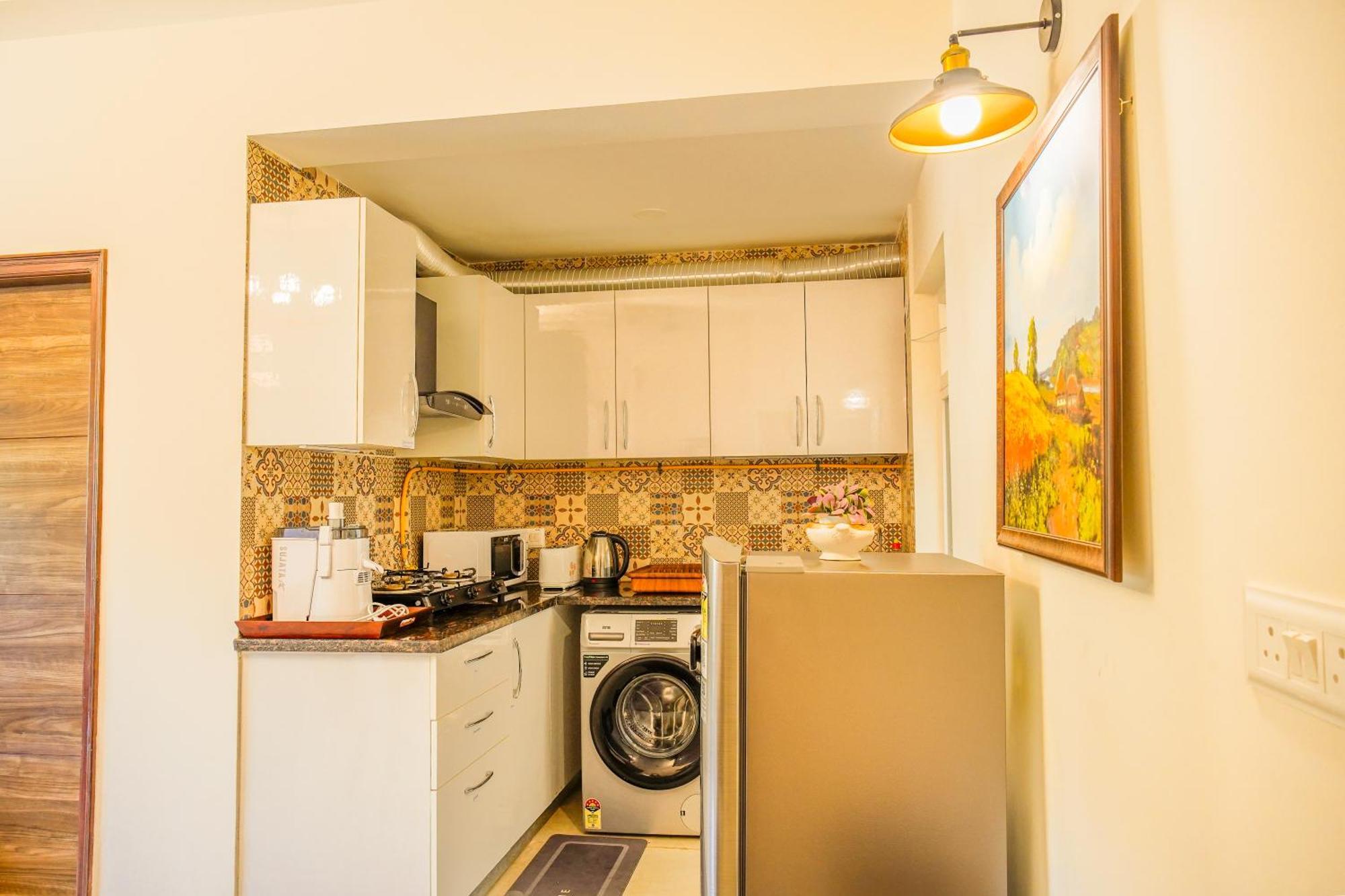 Alaya Stays 1 Bhk With Balcony & Pool - Veera Marina แคนโดลิม ภายนอก รูปภาพ