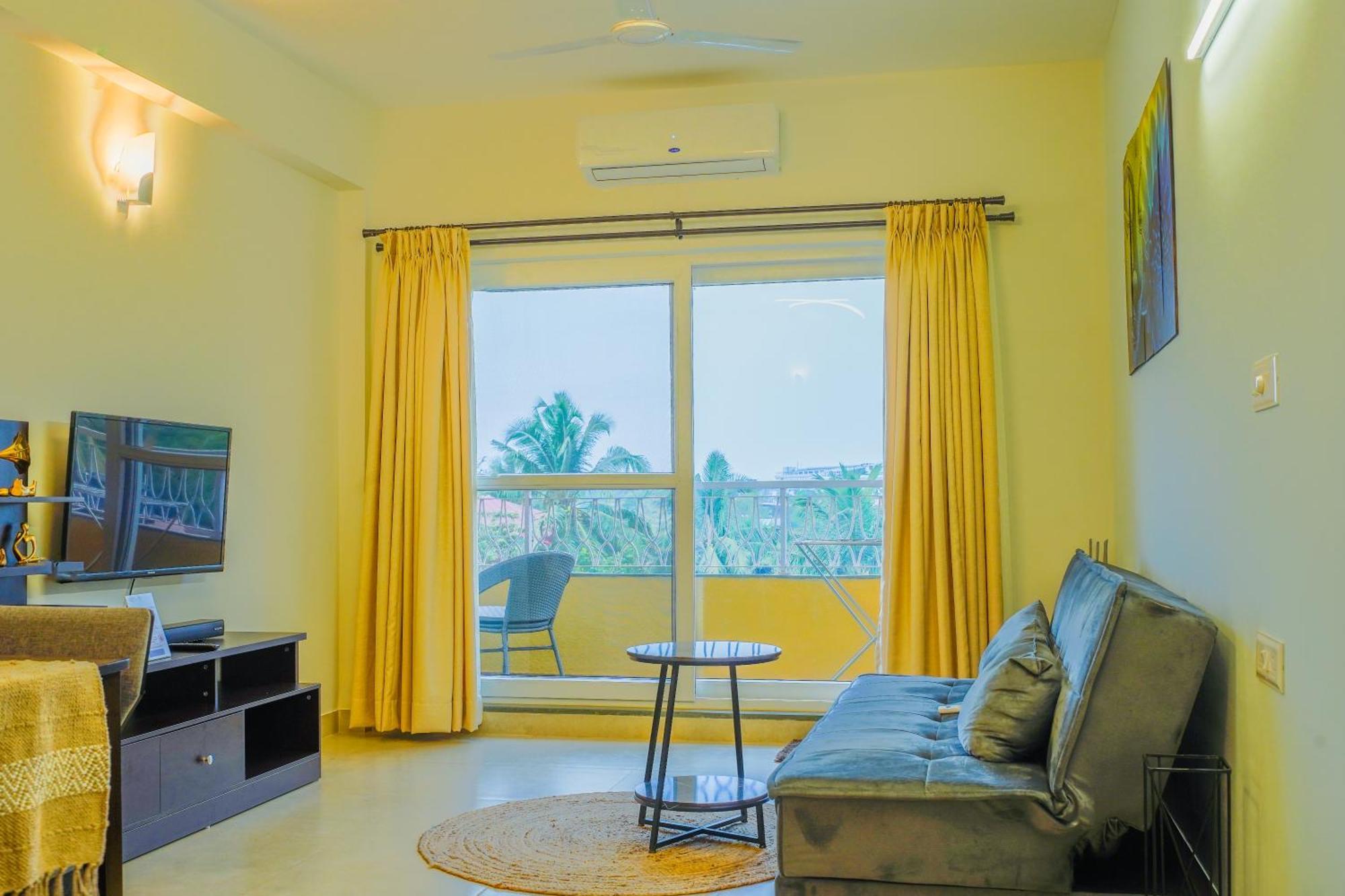 Alaya Stays 1 Bhk With Balcony & Pool - Veera Marina แคนโดลิม ภายนอก รูปภาพ